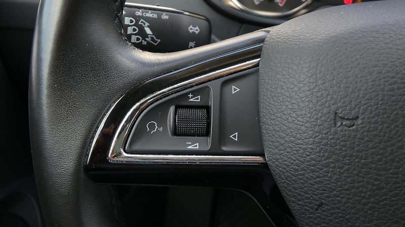 Škoda Octavia Combi 2,0 TDI Ambition - fotka 11 z 24