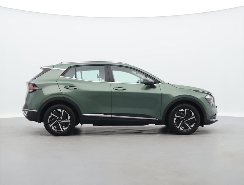 Kia Sportage 1,6 T-Gdi 118kW Exclusive DPH - fotka 8 z 36