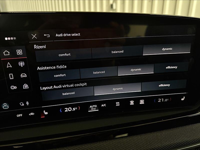 Audi A5 TDI 150kW MHEV Quattro Sport - fotka 26 z 42