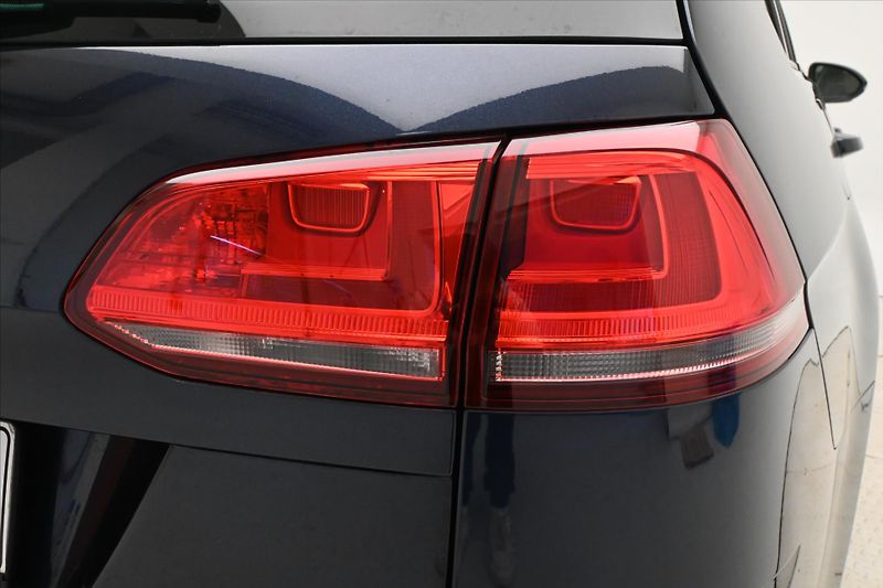 Volkswagen Golf 1,6 TDI 81kW Allstar Záruka až - fotka 29 z 30