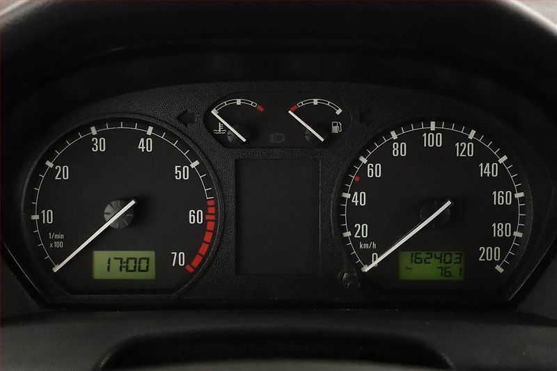 Škoda Fabia (2003) 1.2, nová STK, plně pojízdný - fotka 7 z 9