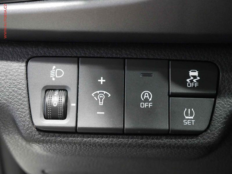 Kia Rio (2022) 1.2 i, 1.maj,ČR, AC, park - fotka 17 z 18