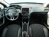 Peugeot 2008 (2019) 1.2 PT, 1.maj,ČR, Active - náhled 8
