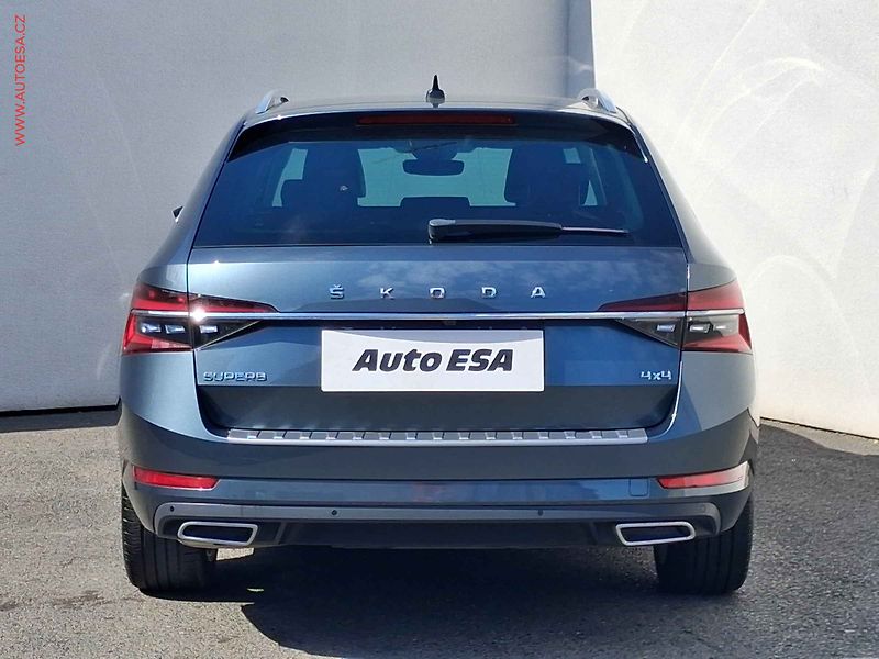 Škoda Superb (2019) 2.0 TDi 4x4, Style, DSG, LED - fotka 5 z 24