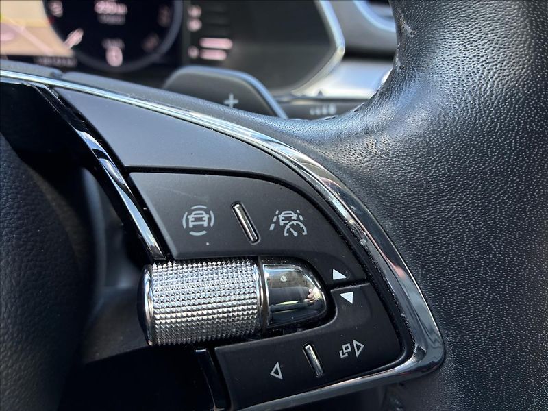 Škoda Superb 2,0 TAŽNÉ,WEBASTO,EL.KUFR - fotka 19 z 35