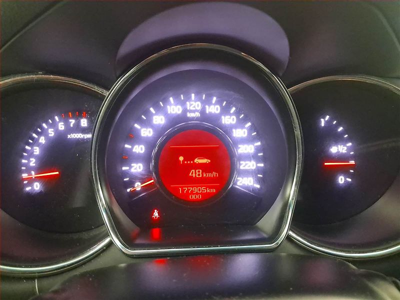 Kia Ceed (2013) 1.6 GDI, Serv.kniha, Navi - fotka 11 z 16