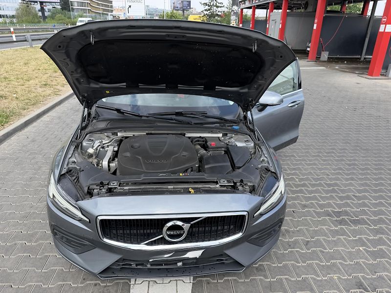 Volvo V60 (2020) - fotka 10 z 10