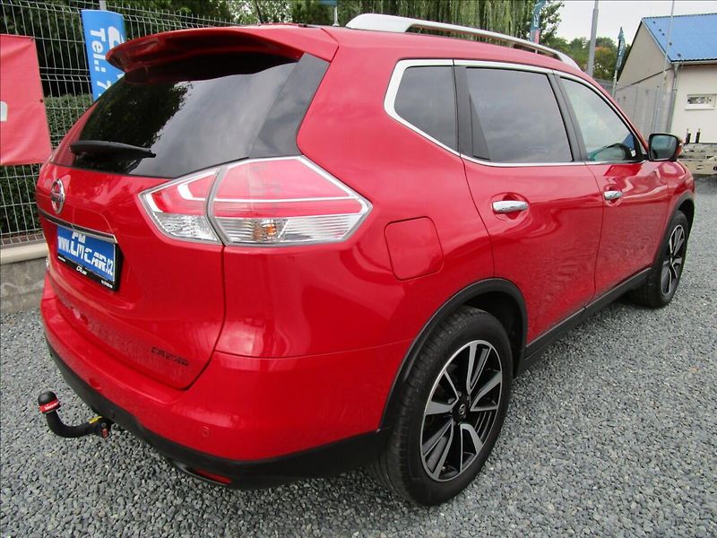 Nissan X-Trail 1.6dCi 96kW 4x4 Tekna, 1.maj. - fotka 6 z 78