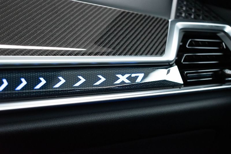 BMW X7 xD 40d ///M*TAŽNÉ*7.MÍST*ČR 1M - fotka 40 z 49