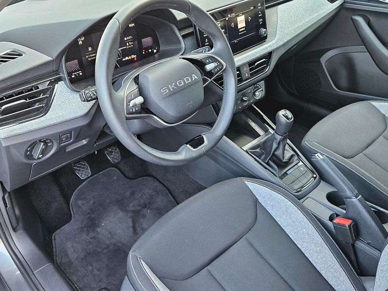 Škoda Scala (2025) SELECTION TSI 85/1.0 M6F - fotka 10 z 27
