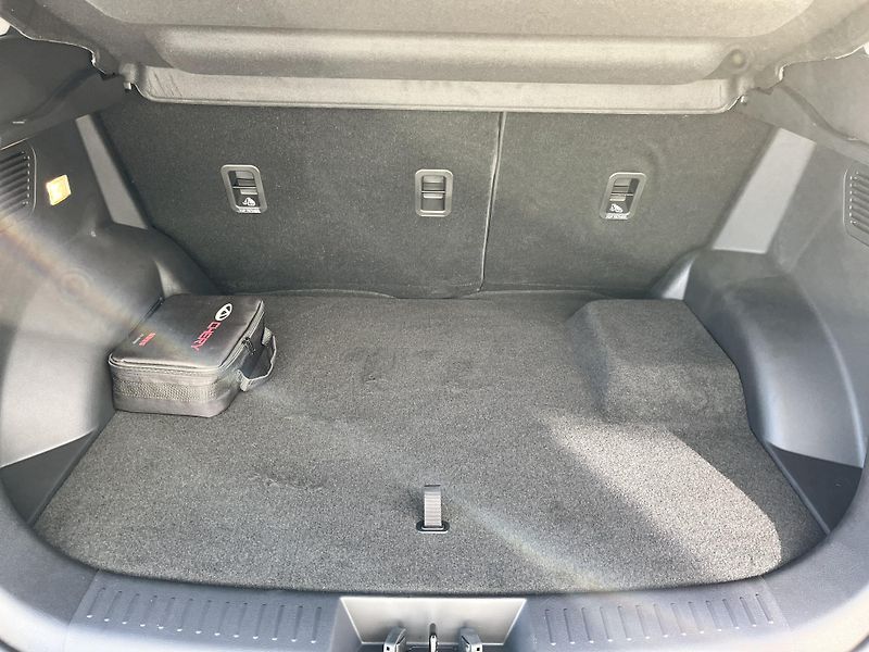 Chery Tiggo 4 HEV (2026) 1,5 HEV UNIQUE DEMO  - fotka 20 z 34