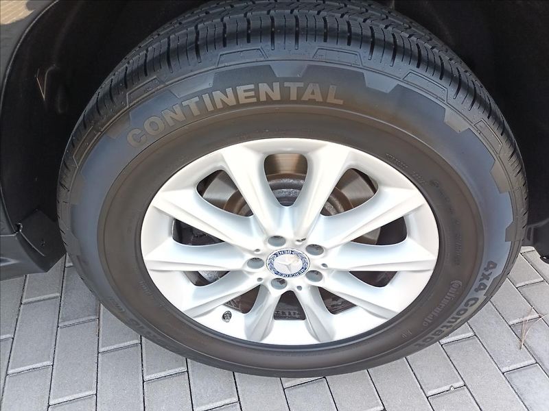 Mercedes-Benz GLS 3,0 350 d 4MATIC,DPH,TAŽNÉ - fotka 24 z 51