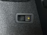 Škoda Karoq 2.0TDi 4x4 DSG 150PS TOP & Sel - náhled 48