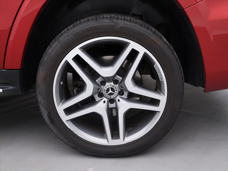 Mercedes-Benz GLS 3,0 350d 190kW 4Matic AMG DPH - fotka 38 z 45