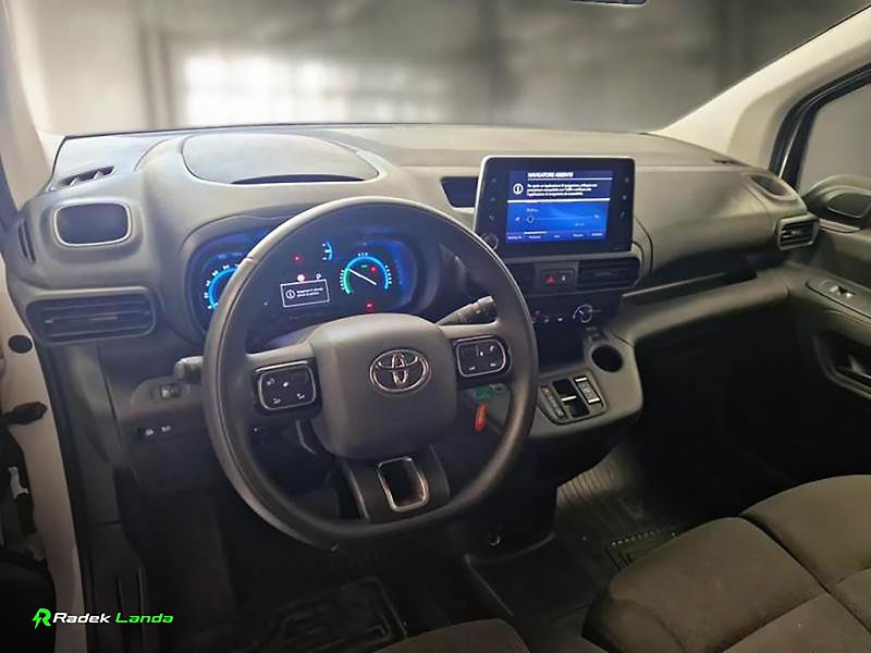 Toyota ProAce City (2023) City Electric Comfort 46 kWh - fotka 3 z 5