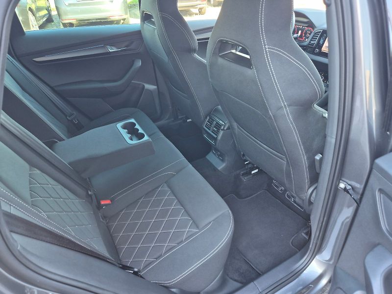 Škoda Karoq (2025) Sportline 1.5TSi 110kW 6°manuá - fotka 19 z 31