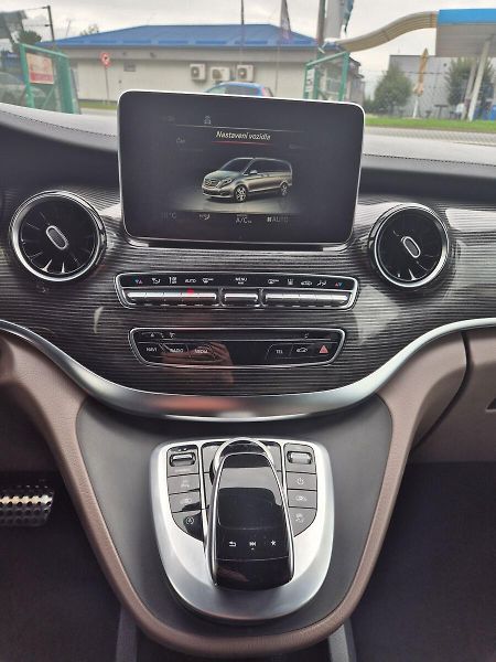 Mercedes-Benz Třídy V d Avantgarde L 4MATIC, CZ, taž - fotka 23 z 32