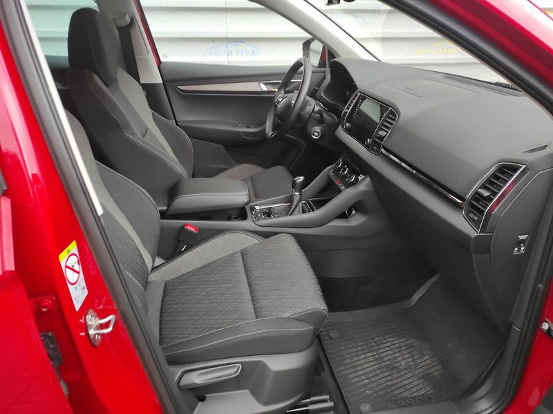 Škoda Karoq 2,0TDi 85kW STYLE,TZ,ČR - fotka 11 z 38