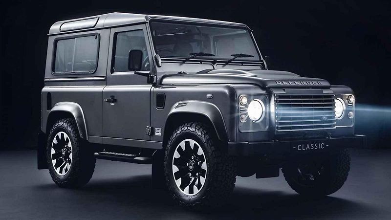 Land Rover Defender Classic Works