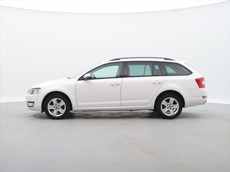 Škoda Octavia 1,6 TDI 81kW Style Sport SH CZ - fotka 4 z 25