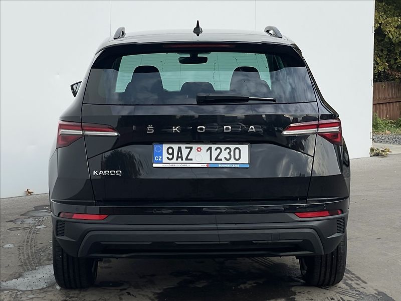 Škoda Karoq 2,0 TDI DSG Style Plus NAVI - fotka 24 z 25