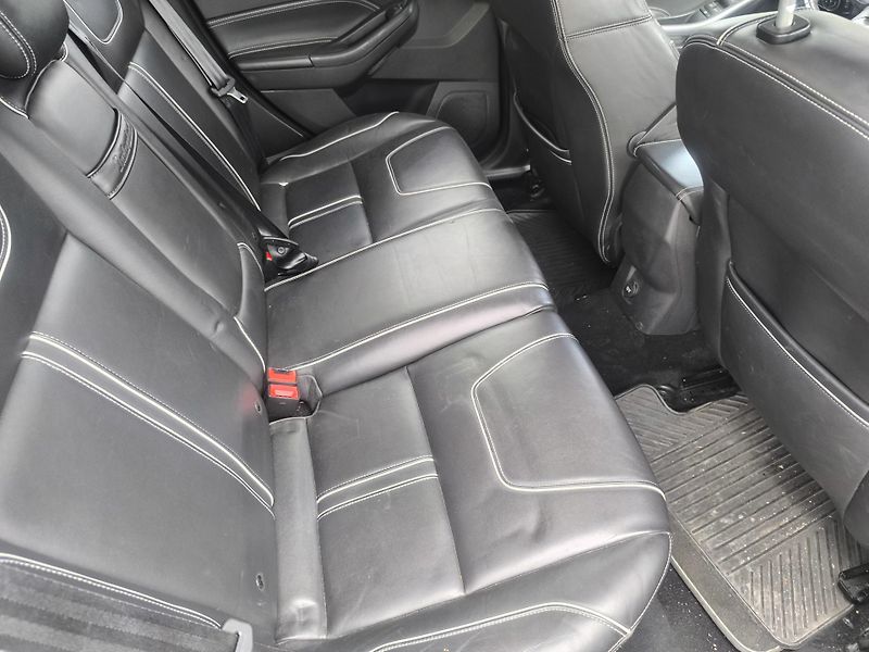 Ford Focus 2.0TDCI103KW,MAX VÝBAVA,KRÁSNÝ - fotka 7 z 27