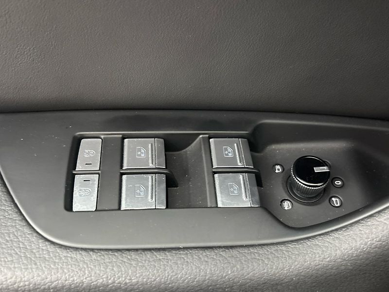 Audi A6 Sedan - fotka 21 z 30