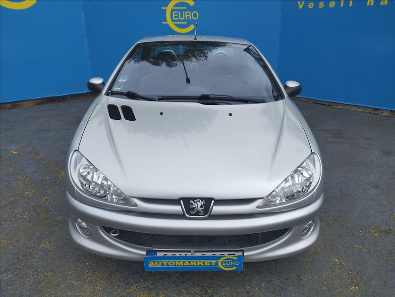 Peugeot 206 1,6 i 80KW QUIKSIKVER - fotka 2 z 26