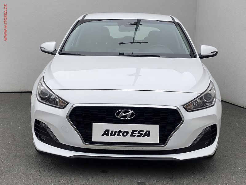 Hyundai i30 (2020) 1.6CRDi, ČR, Comfort - fotka 2 z 19