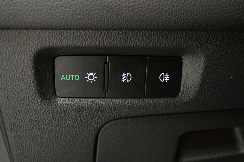 Škoda Octavia 2,0 TDI 110 kW DSG STYLE Záruk - fotka 27 z 32