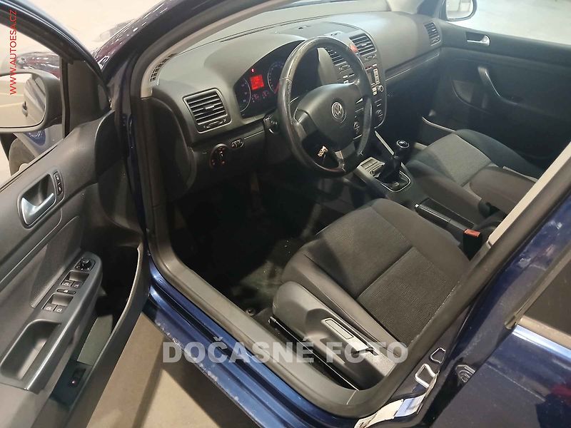 Volkswagen Golf (2007) 1.6, ČR, autoAC - fotka 3 z 3