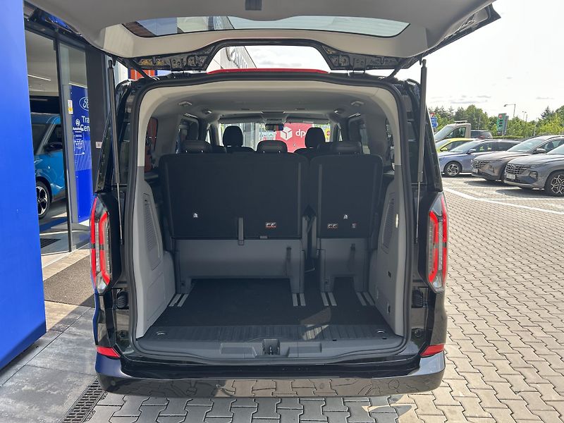 Ford Tourneo Custom Titanium L1 2.0 EcoBlue 110 kW - fotka 9 z 37