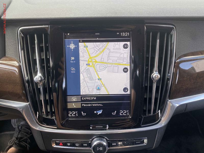 Volvo S90 (2017) 2.0 T5, 1.maj,ČR, servis - fotka 19 z 21