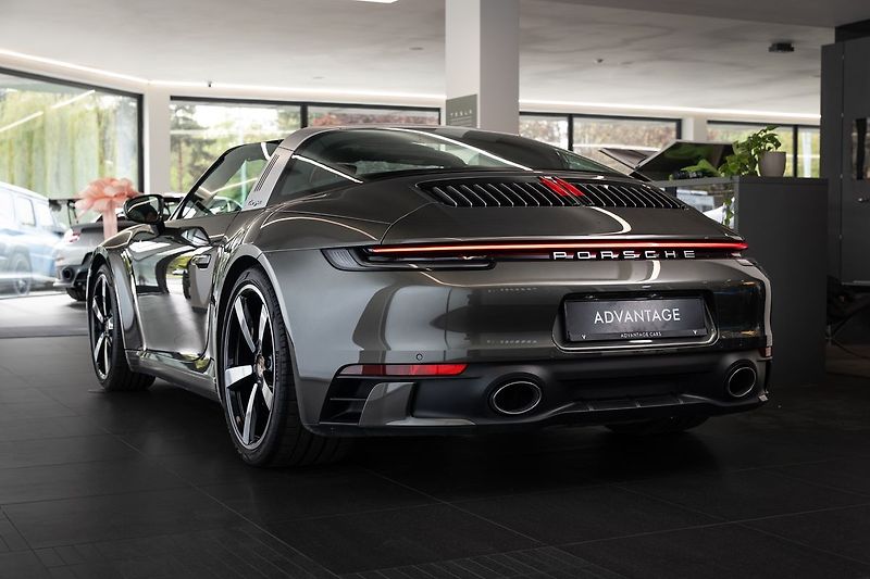 Porsche 911 (992) Targa 4 /Heritage Design - fotka 4 z 22