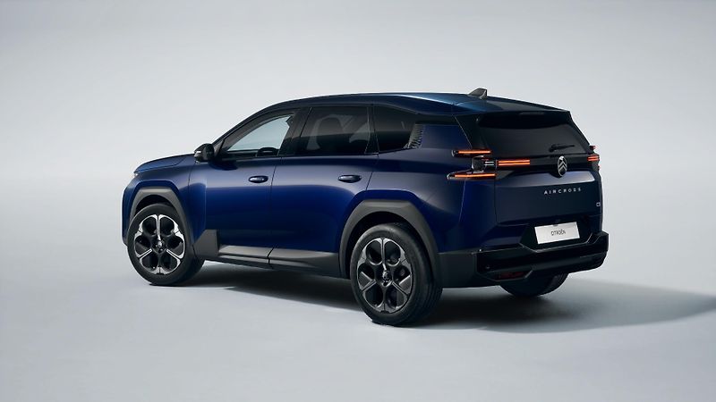 Citroën C5 Aircross (2026) C5 Aircross PLUS Hybrid 145k - fotka 3 z 8