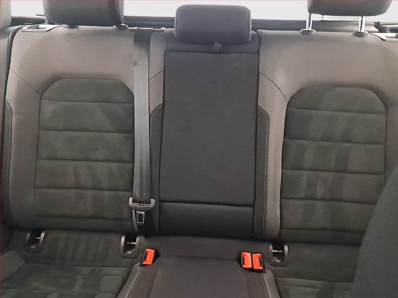Volkswagen Golf (2017) 1.0 TSI, Tempomat - fotka 10 z 15