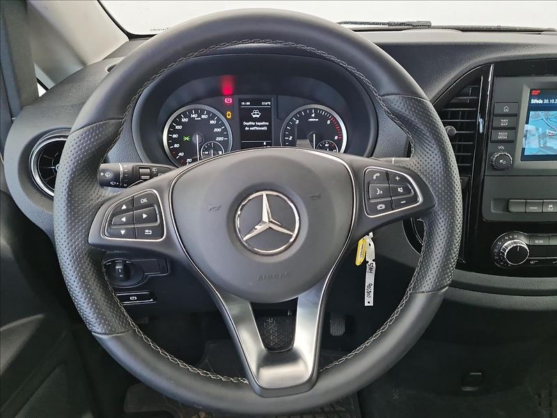 Mercedes-Benz Vito 114 CDI Tourer SELECT - fotka 10 z 21