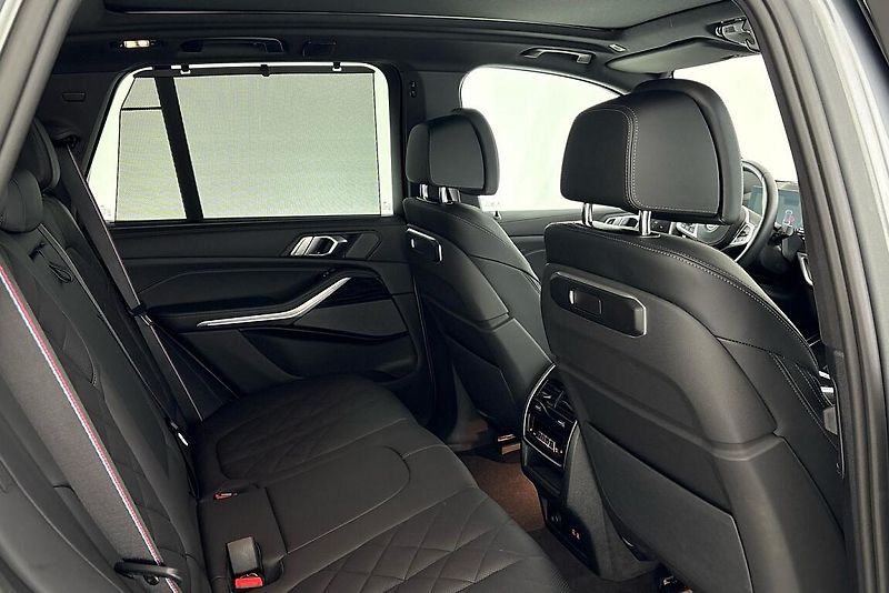 BMW X5 xDrive30d - fotka 12 z 29