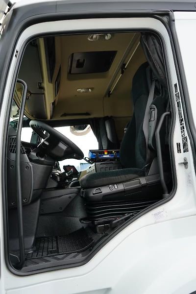 Mercedes-Benz Actros (2019) 2543 6x2 valník + HR - fotka 7 z 19