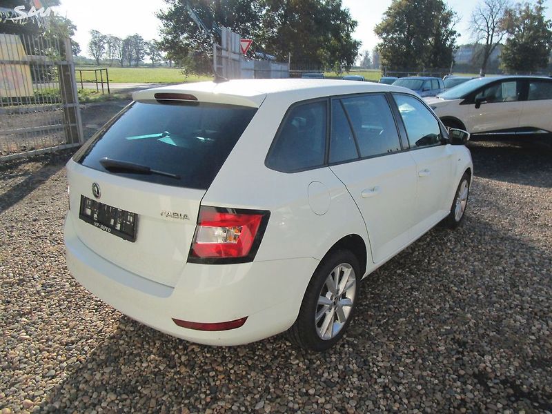 Škoda Fabia 1,0 TSI-70KW-STK ČR+NOVÝ OLEJ - fotka 7 z 23
