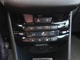 Peugeot 2008 (2013) 1.6 e-HDi, Navi, Tempomat - náhled 18
