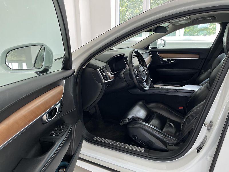 Volvo V90 (2019) - fotka 8 z 14