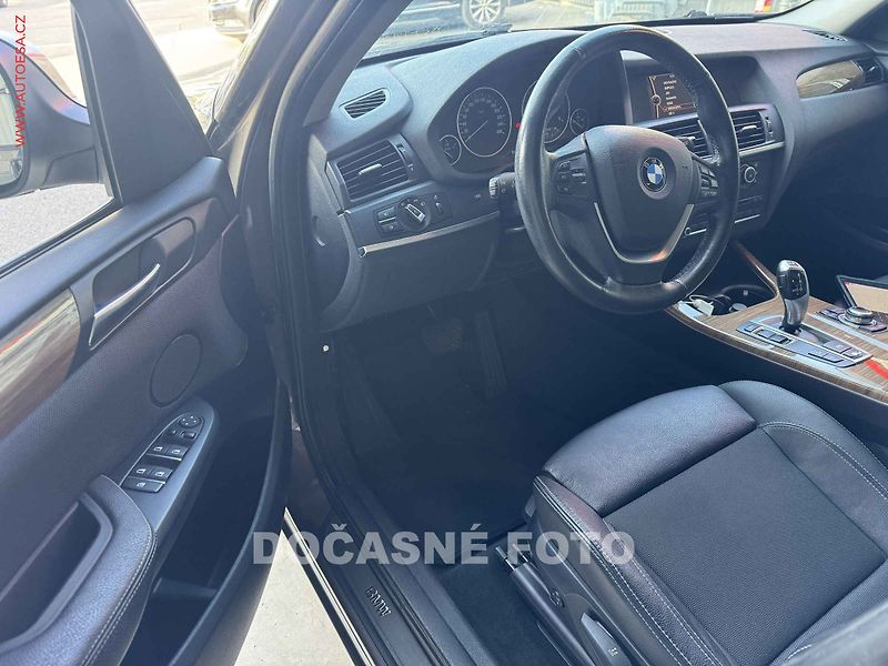BMW X3 (2012) 2.0 D xDrive20d, 1.maj,ČR - fotka 3 z 3