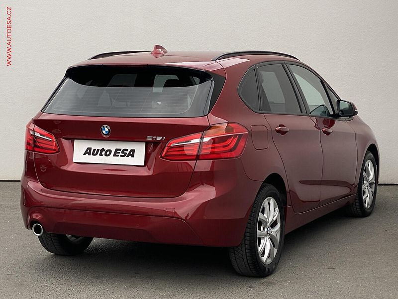 BMW Řada 2 (2019) 1.5 i 218i, Advantage, LED - fotka 4 z 19