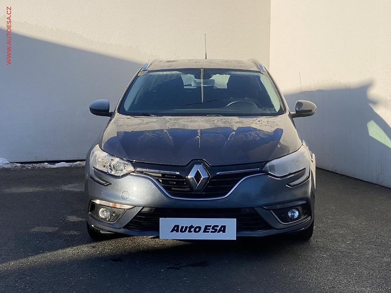 Renault Mégane (2020) 1.3 TCe, TZ, navi, kamera - fotka 2 z 17