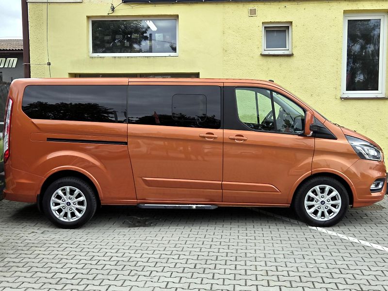 Ford Tourneo Custom TDCi Titanium-X SERV.KNÍŽKA - fotka 7 z 51