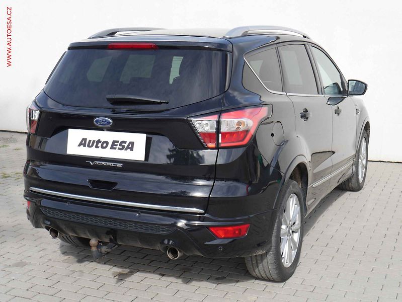 Ford Kuga (2019) 1.5 EB 4x4, Vignale, AT - fotka 4 z 22