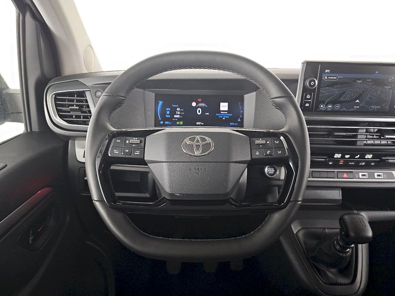 Toyota ProAce Verso (2025) 2.0D 106kW FAMILY 8S WEBASTO L - fotka 8 z 34