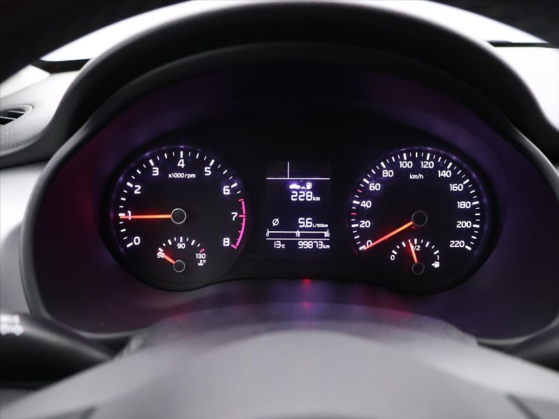 Kia Rio 1,4 CVVT 73kW Exclusive CZ - fotka 16 z 30