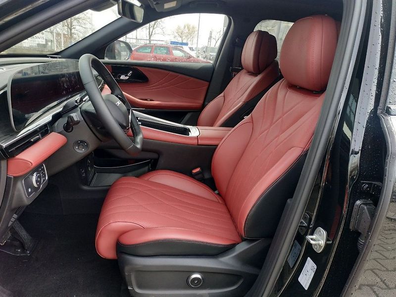 Omoda 9 Premium 1.5 SHS, AWD AT, SKLAD - fotka 11 z 38